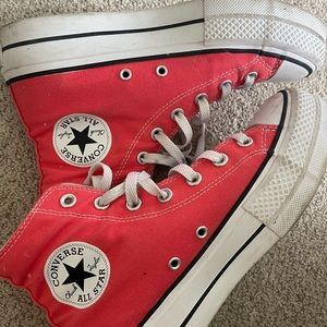 Wmns Chuck Taylor All Star Lift Platform High 'Ultra Red'